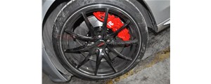 奧迪A4L剎車升級(jí)改裝英國AP8520剎車六活塞卡鉗改裝案例 